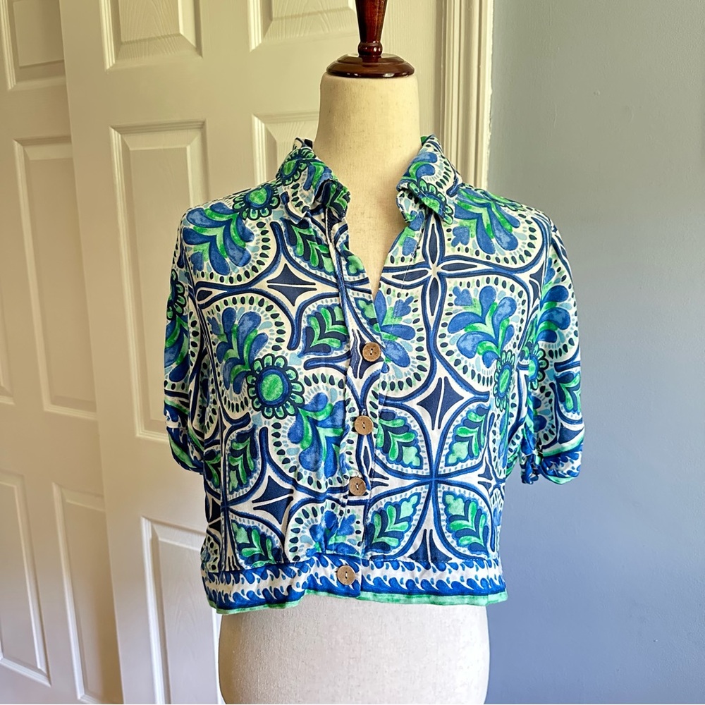 Haute Hippie Women’s Shirt Cropped Button Down Blue Green Tile Small Rayon